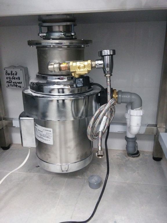 Промышленный измельчитель пищевых отходов InSinkErator ISE SS-75 фото 7 Промышленный измельчитель пищевых отходов InSinkErator ISE SS-75 preview 7