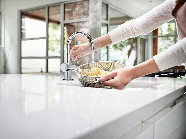 Кран горячей и холодной воды InSinkErator AquaHot F-HC3300С preview 13